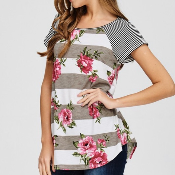 Last 1! Medium Striped/floral top in Ash Brown - Picture 4 of 7